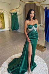 Split Front Dark Green Stain A-Line Sweetheart Sleeveless Prom Evening Dresses with Beadings